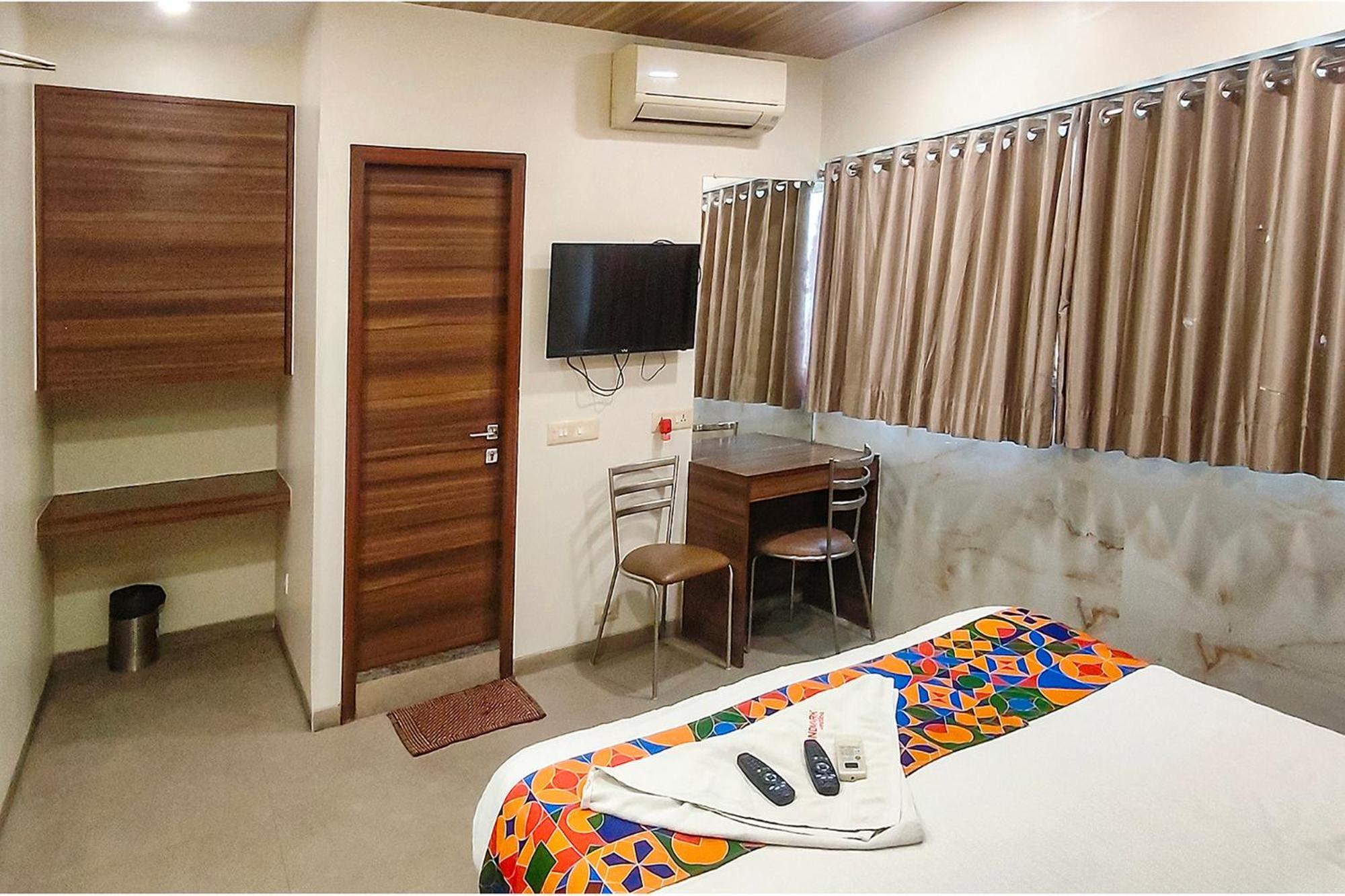 Fabhotel Landmark Residency - Nr Midc Turbhe Turambhe Exterior foto